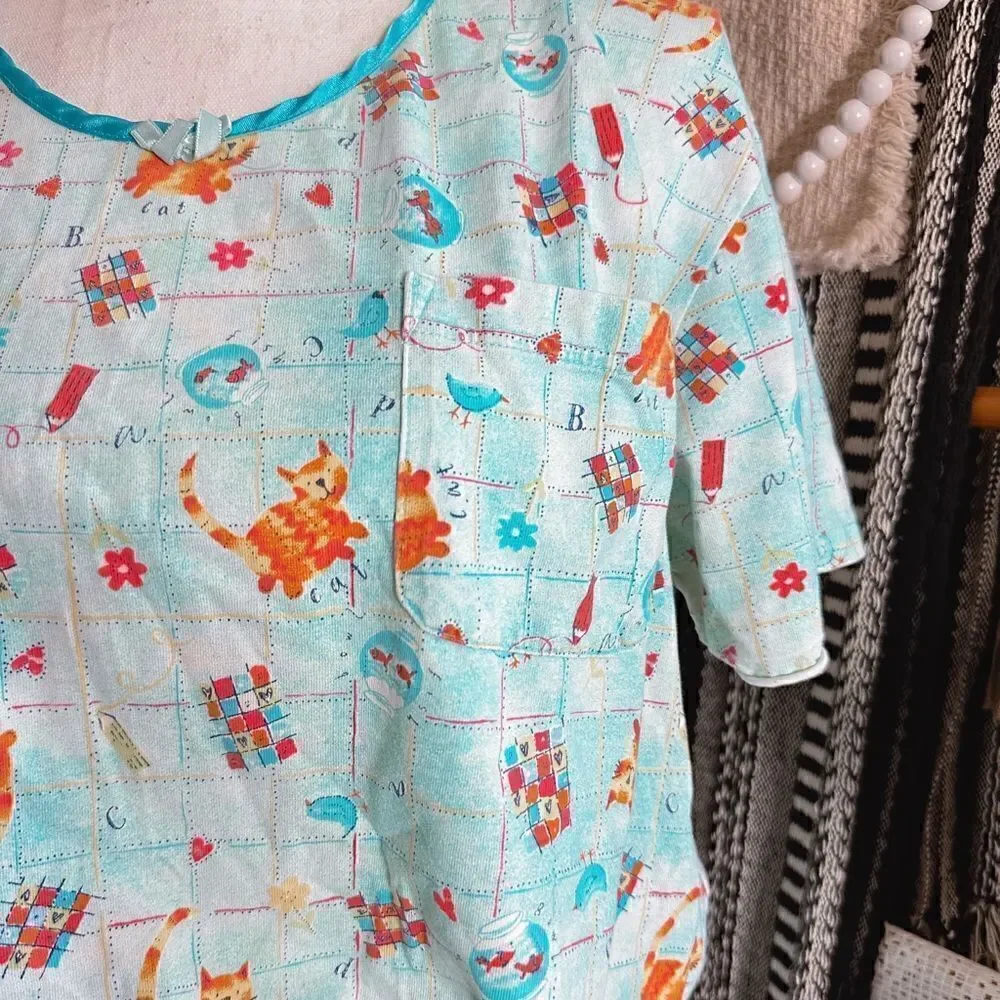 Vintage Basic Editions 90s Grannycore Kitty Cat Sleeper Night Shirt